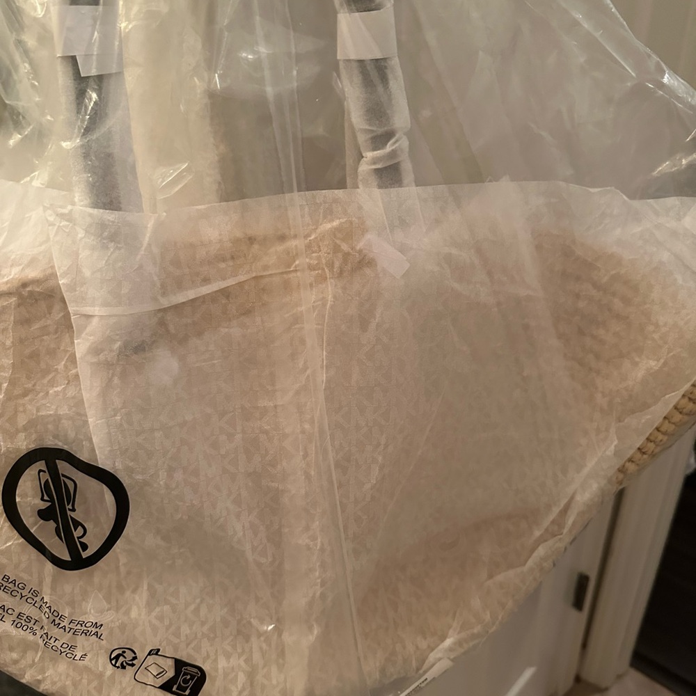 MICHAEL Michael Kors Beige Woven Tote with Black Handles - Picture 7 of 9